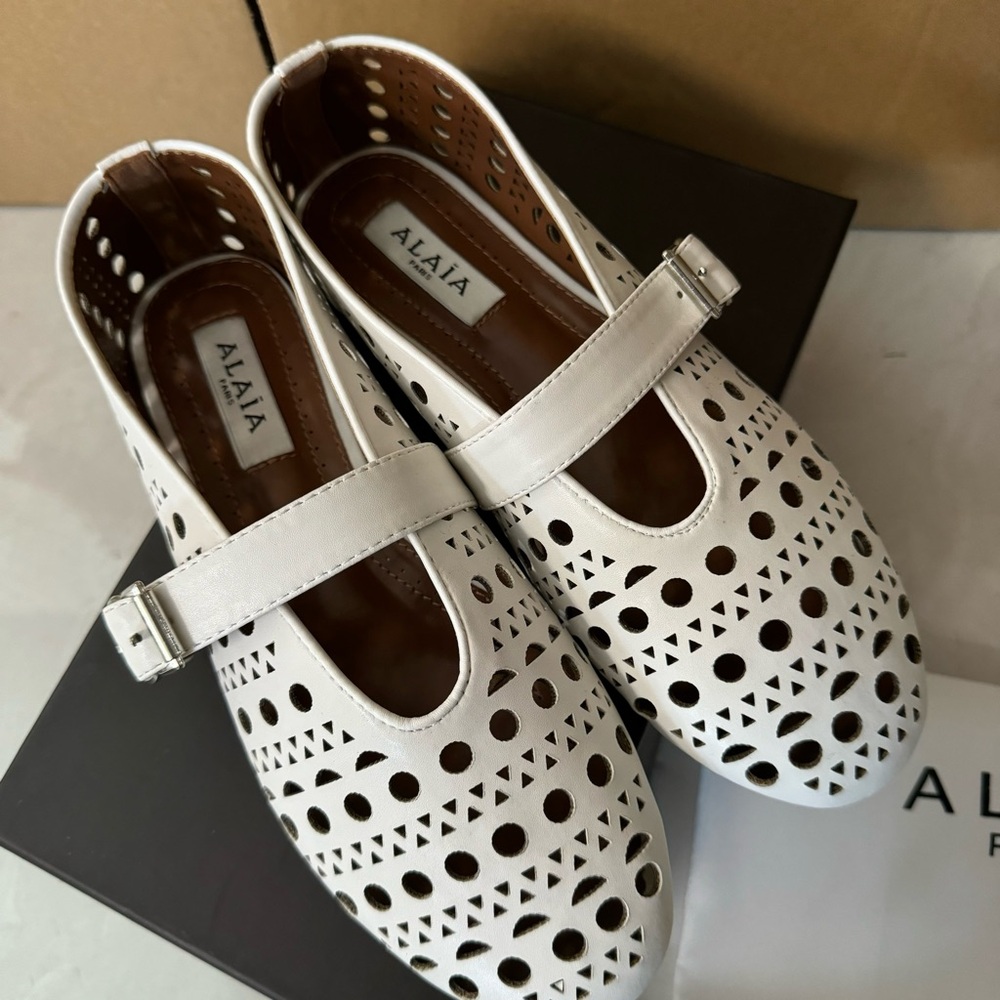 Alaia White Round Toe Studded Ballet Flats